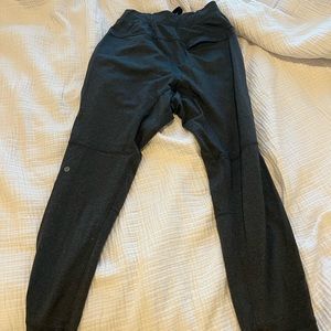Lululemon joggers large